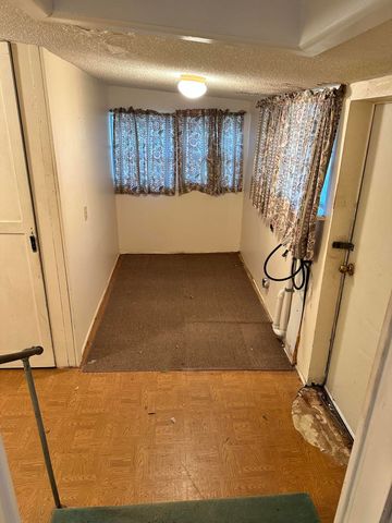 2084 S County Highway 183, Defuniak Springs, FL 32435