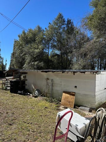 2084 S County Highway 183, Defuniak Springs, FL 32435