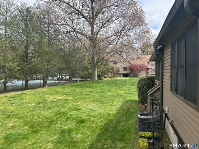 17 Eagle Rock Circle 17, Monroe, CT 06468