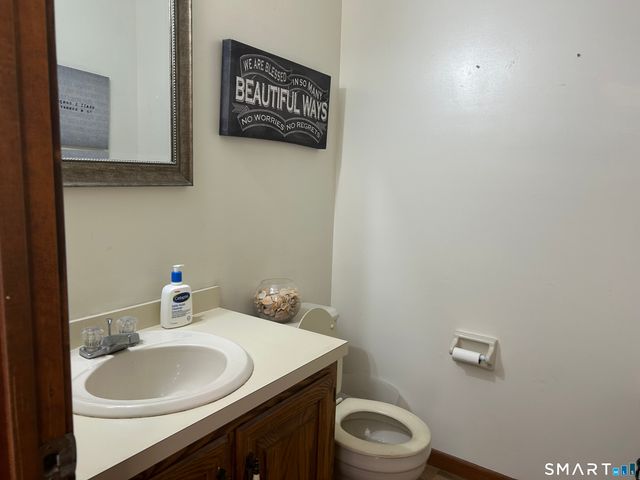 17 Eagle Rock Circle 17, Monroe, CT 06468