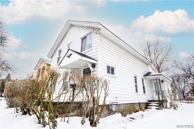 53 Lewis Street, Lockport City, NY 14094