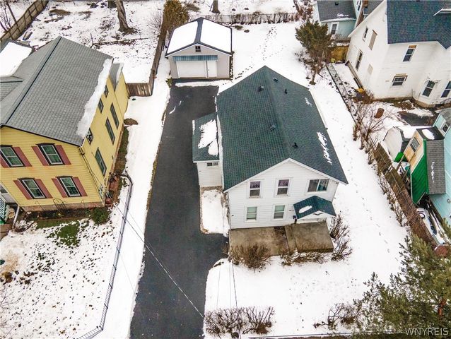 53 Lewis Street, Lockport City, NY 14094