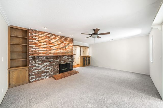 2215 E Quincy, Orange, CA 92867