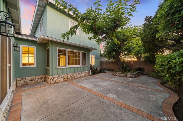 2215 E Quincy, Orange, CA 92867