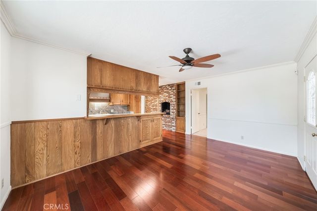 2215 E Quincy, Orange, CA 92867