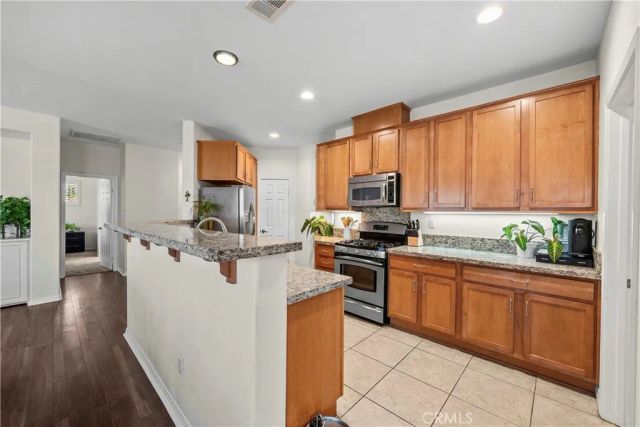 23833 Toscana, Valencia, CA 91354