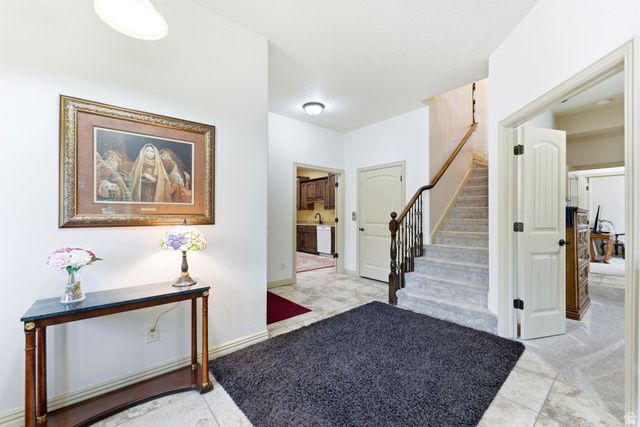 202 EDGEWOOD CIR, North Salt Lake, UT 84054