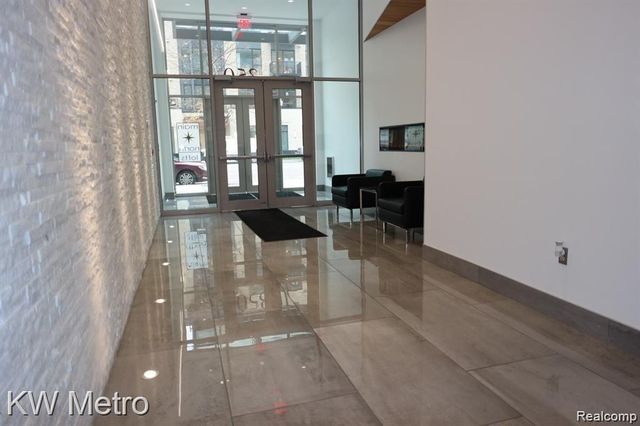 350 N Main Street 608, Royal Oak, MI 48067