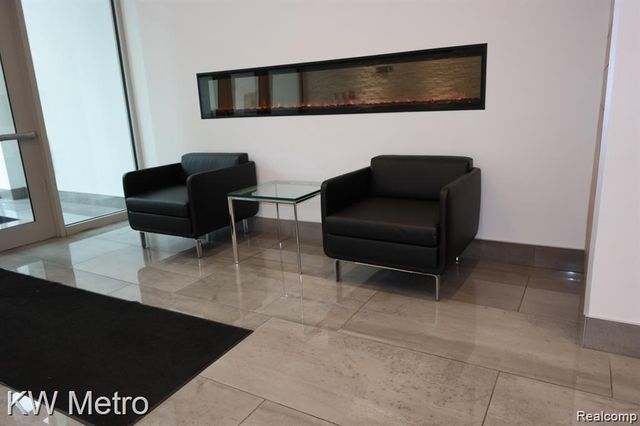 350 N Main Street 608, Royal Oak, MI 48067