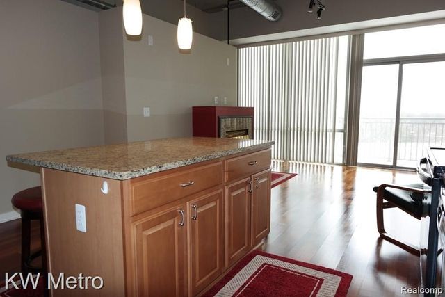 350 N Main Street 608, Royal Oak, MI 48067