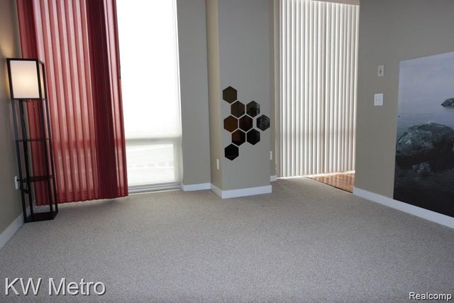 350 N Main Street 608, Royal Oak, MI 48067