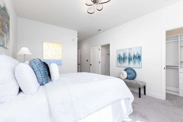 733 E Evelyn Avenue, Sunnyvale, CA 94086