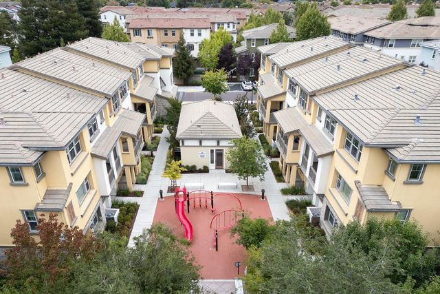 733 E Evelyn Avenue, Sunnyvale, CA 94086