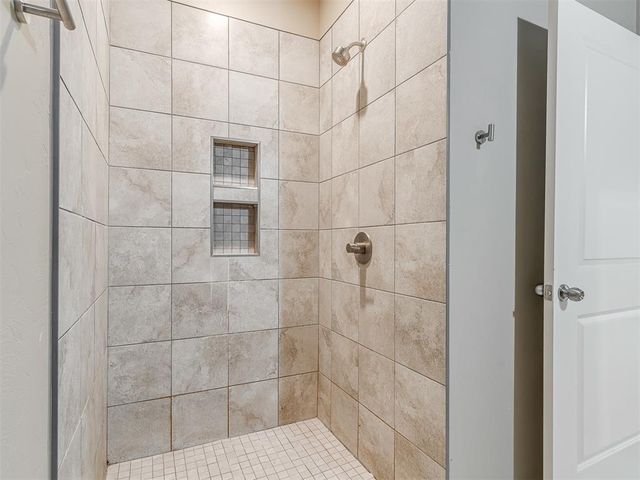 2105 NE 12th Street, Oklahoma City, OK 73117