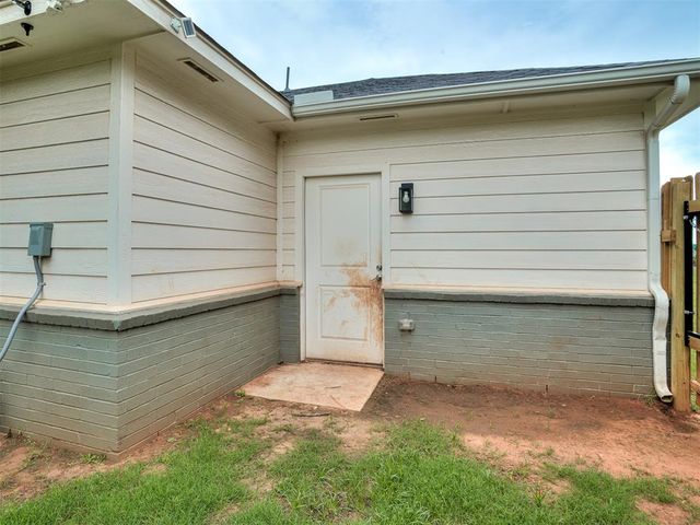 2105 NE 12th Street, Oklahoma City, OK 73117