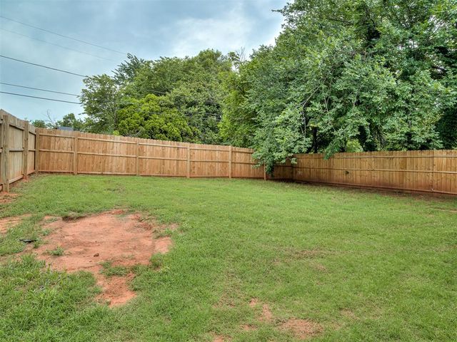 2105 NE 12th Street, Oklahoma City, OK 73117