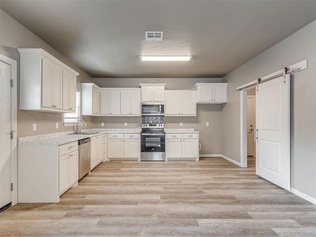 2105 NE 12th Street, Oklahoma City, OK 73117