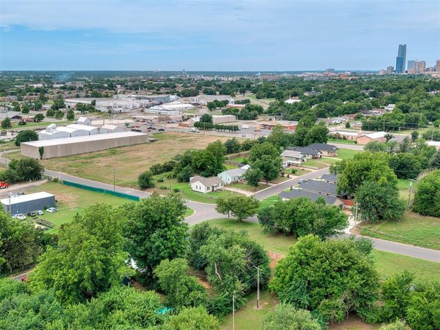 2105 NE 12th Street, Oklahoma City, OK 73117
