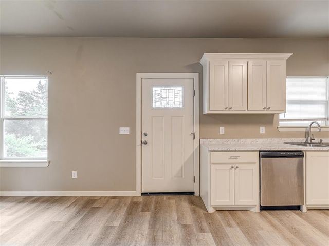 2105 NE 12th Street, Oklahoma City, OK 73117