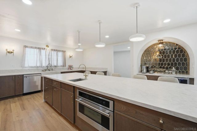 82 Second Ave, Chula Vista, CA 91910