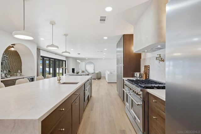 82 Second Ave, Chula Vista, CA 91910