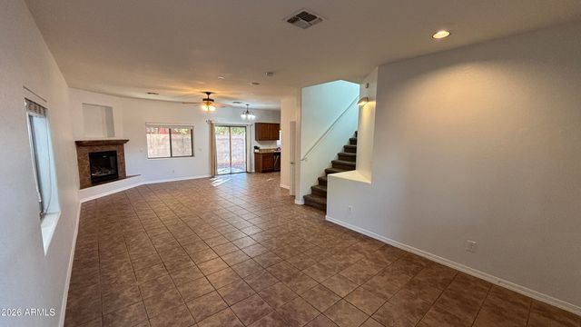 1833 E Hartford Avenue, Phoenix, AZ 85022
