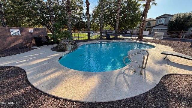 1833 E Hartford Avenue, Phoenix, AZ 85022