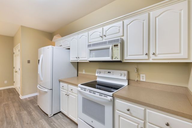2571 Milton Ln, Thompsons Station, TN 37179