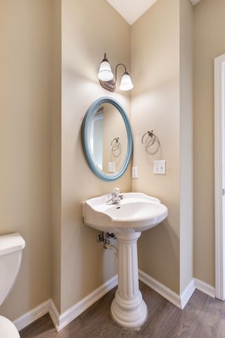 2571 Milton Ln, Thompsons Station, TN 37179