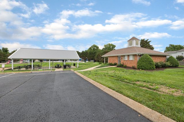 2571 Milton Ln, Thompsons Station, TN 37179