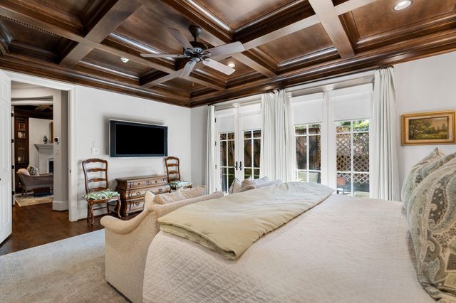 1010 Nantucket Drive F, Houston, TX 77057