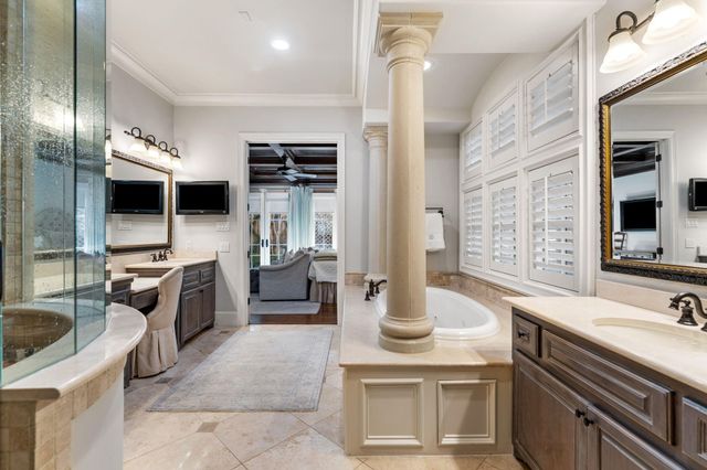 1010 Nantucket Drive F, Houston, TX 77057