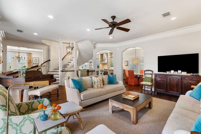 1010 Nantucket Drive F, Houston, TX 77057