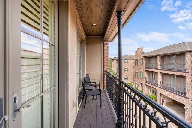 1010 Nantucket Drive F, Houston, TX 77057