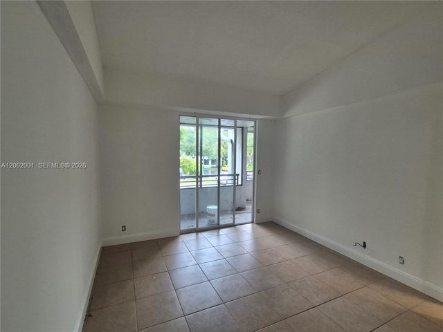 831 Lyons Road 23203, Coconut Creek, FL 33063