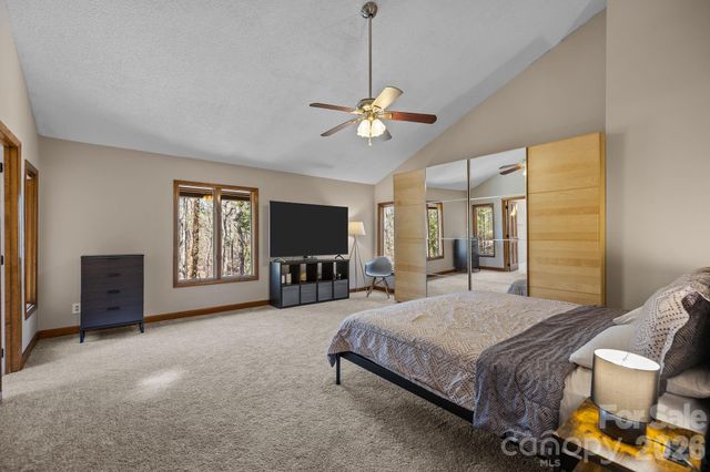 13634 Pine Harbor Road, Charlotte, NC 28278