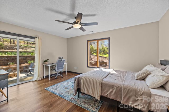 13634 Pine Harbor Road, Charlotte, NC 28278