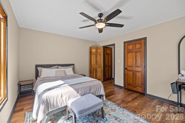 13634 Pine Harbor Road, Charlotte, NC 28278