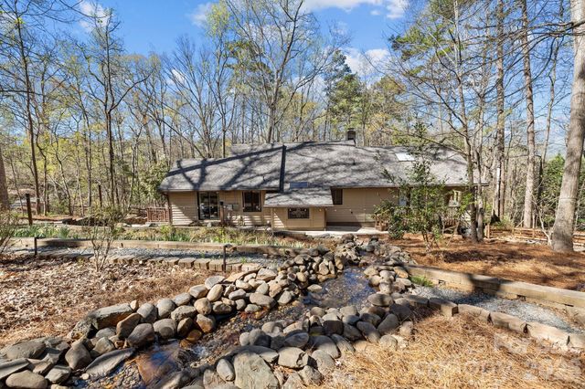 13634 Pine Harbor Road, Charlotte, NC 28278