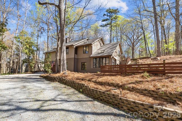 13634 Pine Harbor Road, Charlotte, NC 28278