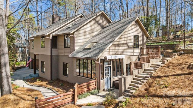13634 Pine Harbor Road, Charlotte, NC 28278