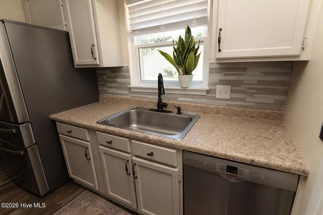 1010 Haymarket Lane, Wilmington, NC 28412
