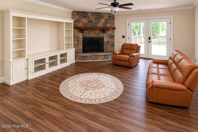 1010 Haymarket Lane, Wilmington, NC 28412
