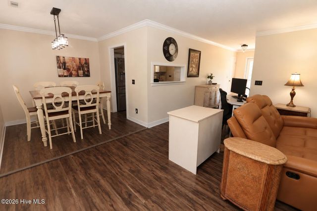 1010 Haymarket Lane, Wilmington, NC 28412