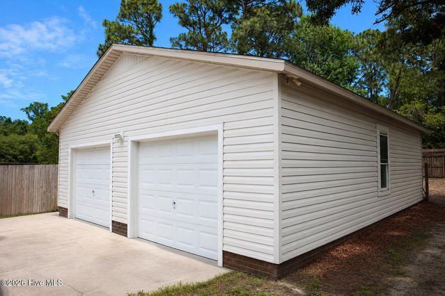 1010 Haymarket Lane, Wilmington, NC 28412