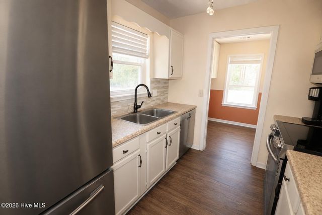 1010 Haymarket Lane, Wilmington, NC 28412