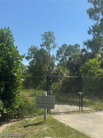 4792 11th AVE SW, Naples, FL 34116