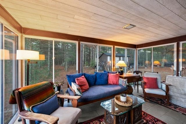 1029 Old Sandwich Rd, Plymouth, MA 02360