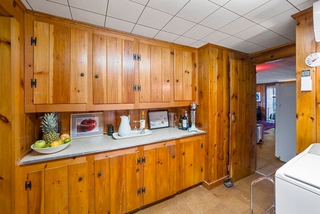 1029 Old Sandwich Rd, Plymouth, MA 02360