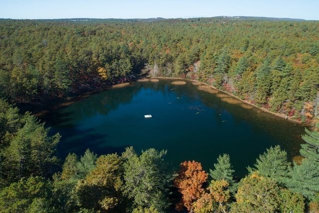 1029 Old Sandwich Rd, Plymouth, MA 02360